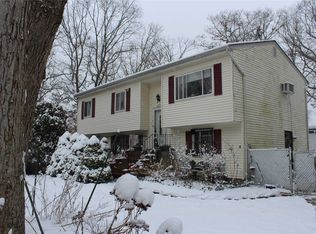 1291 Spur Dr N, Brentwood, NY 11717