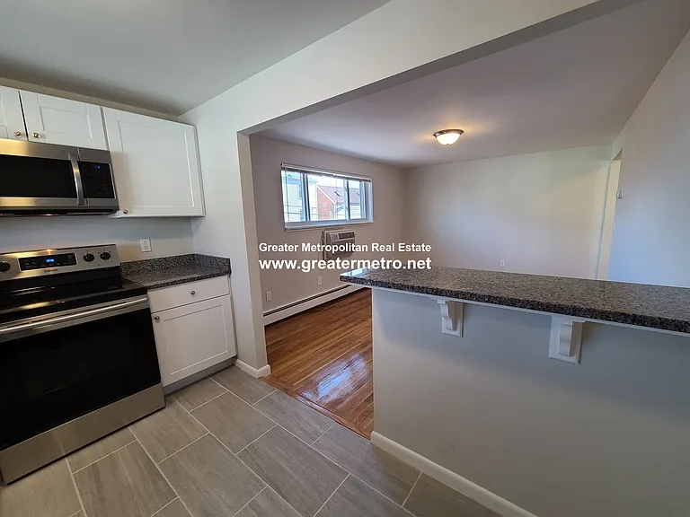 7-9 Holmes St #4B — Photo 5