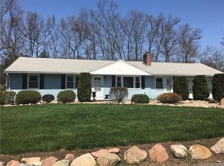 89 Dogwood Ln, Bristol, CT 06010