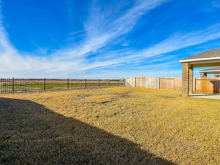 5715 Aurora Greens Ln — Photo 30