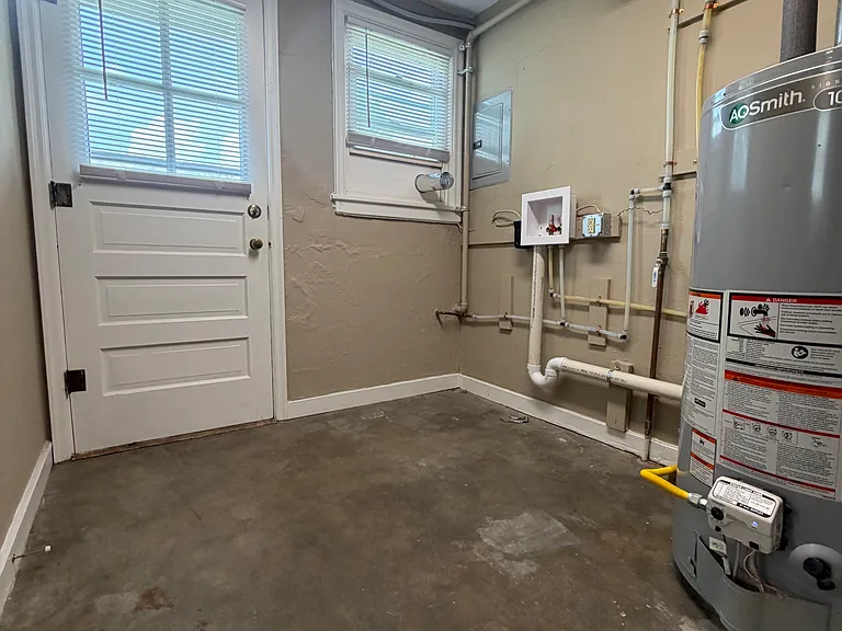1112 McKinley Blvd #B — Photo 16