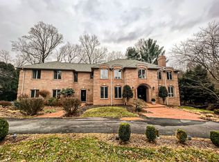 685 Potomac River Rd, Mc Lean, VA 22102