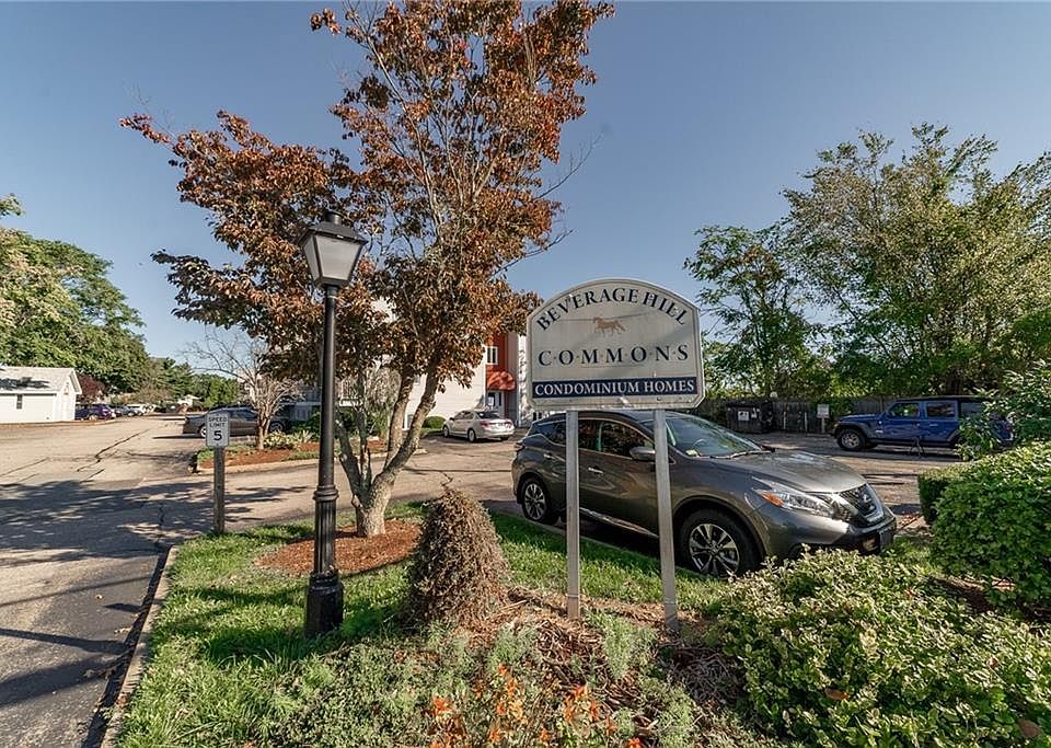 724 Beverage Hill Ave, Pawtucket, RI 02861 Zillow