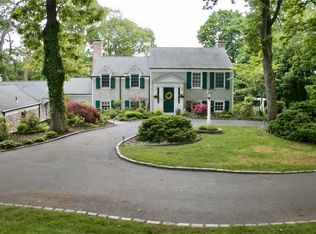 64 Mariners Ln, Northport, NY 11768