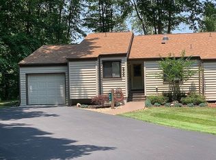 353 Lake Catherine Ln, Crossville, TN 38558