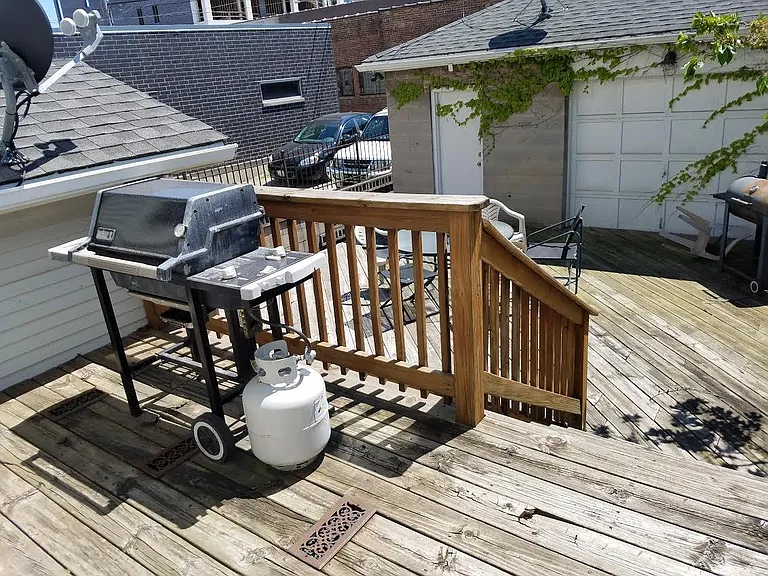 2045 W Fullerton Ave #2F — Photo 8