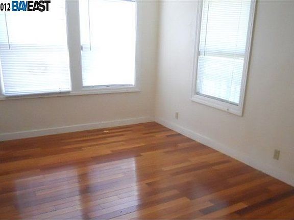 3rd image of 4145 Norton Ave