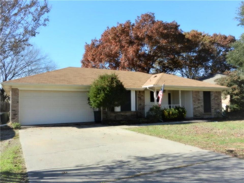 1st image of 5509 Irish Spring Ln