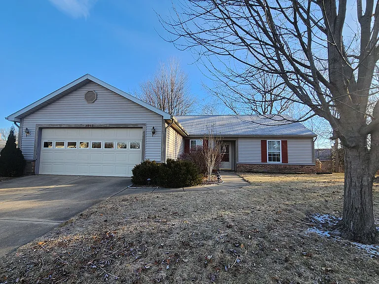 2302 Temple Ct E — Photo 1
