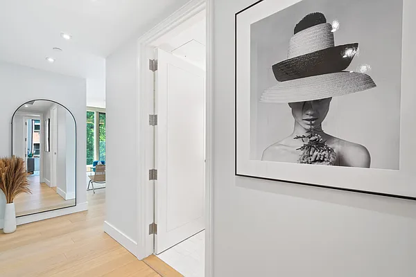 Sold by Nest Seekers International | media 2