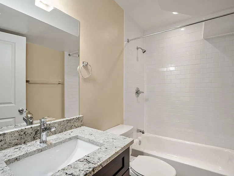 28 Florida Ave NE #1 — Photo 17