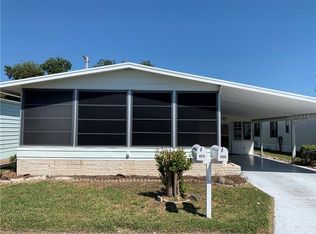 4085 Rolling Oaks Dr, Winter Haven, FL 33880