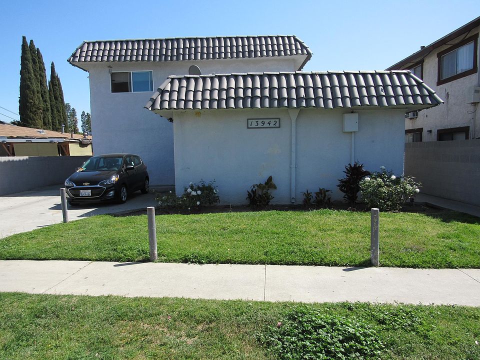 1st image of 13942 Coteau Dr APT 3