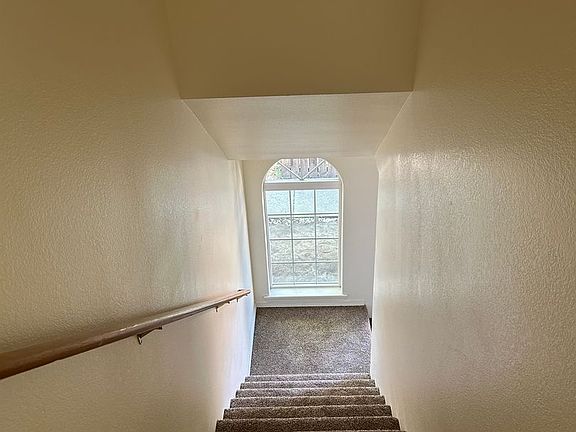 5th image of 1403-1407 S 18th Ave #9