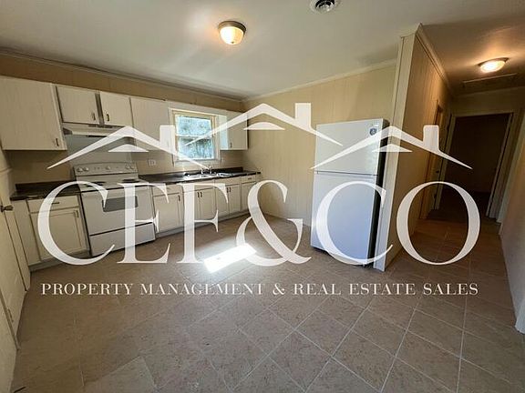 4th image of 415 Colony Forest Cir