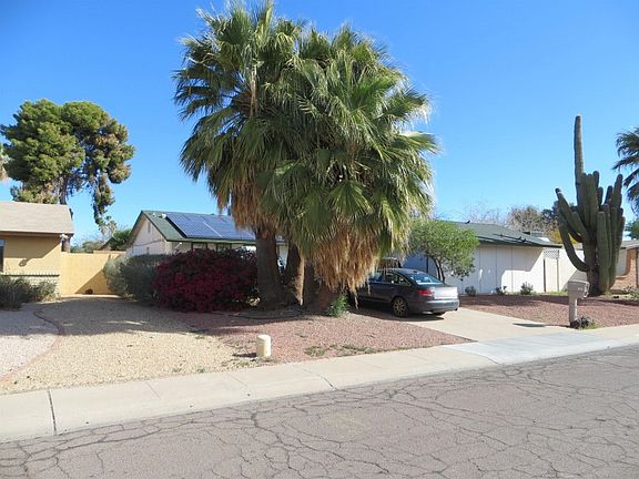 3rd image of 3660 W Windrose Dr