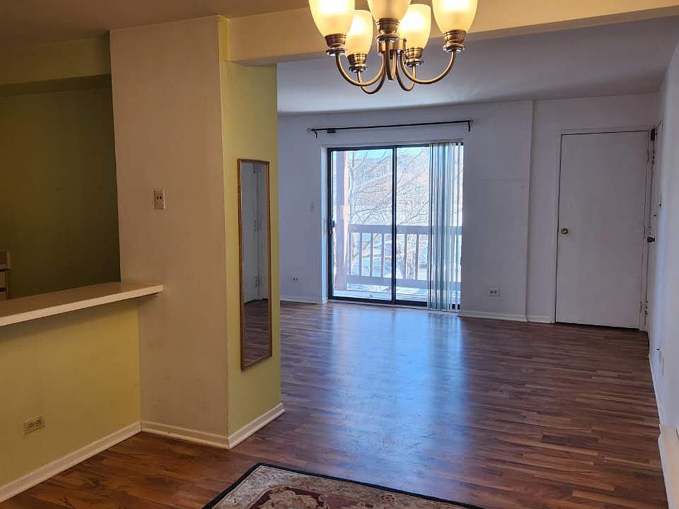 1st image of 1328 N Geneva Dr #1