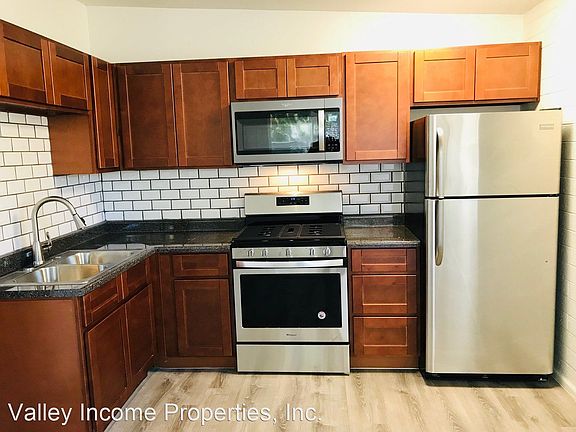 4th image of 906 S Mariana St #906