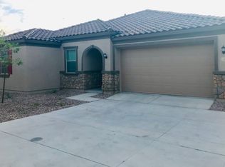 67 E Constitution Dr, Gilbert, AZ 85296