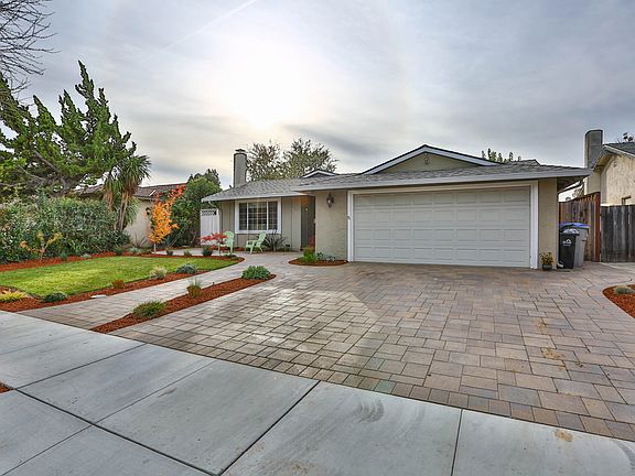 4th image of 6045 Pineland Ave