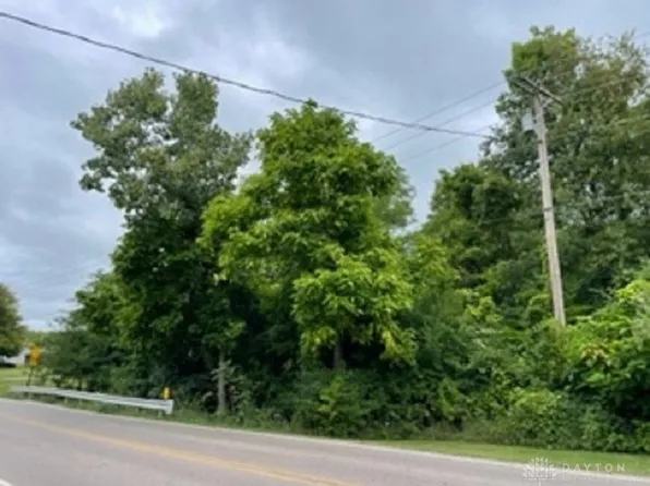 1402 East Ave, Eaton, OH 45320