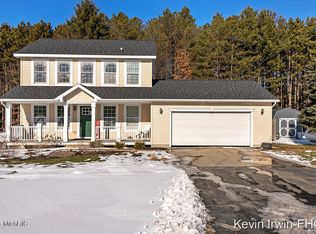 1591 21 Mile Rd NE, Cedar Springs, MI 49319