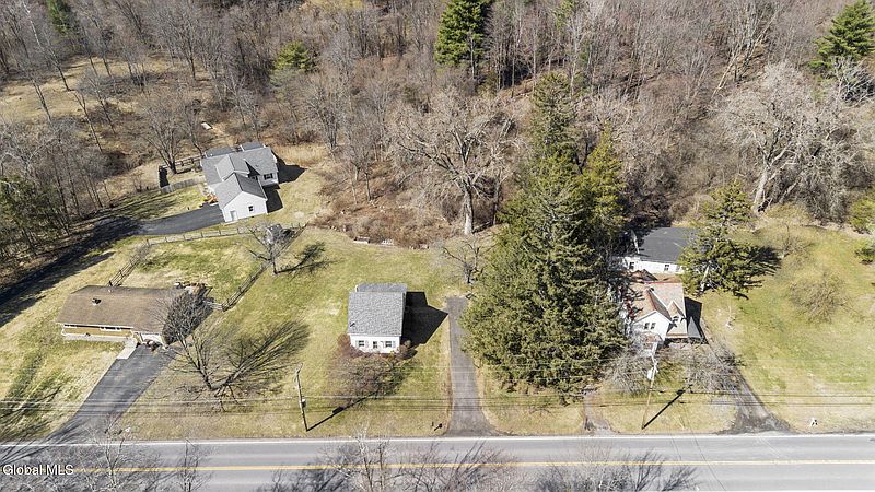 3rd image of 143 /147 Glenmont Road