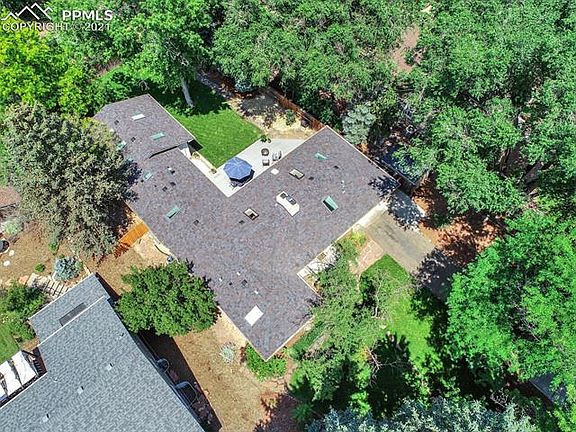 2nd image of 1736 Alamo Ave