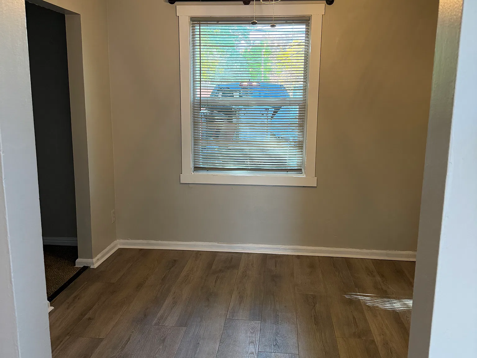1 bed, 1.0 bath, 700 sqft, $1,250 — Photo 3