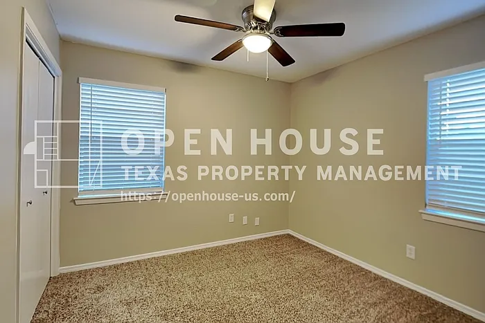 1558 Town Bluff Dr — Photo 11