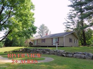 101 Saint Vincents Pointe Rd, Lackawaxen, PA 18435