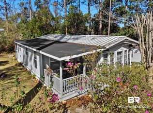 420 Buena Vista Dr, Lillian, AL 36549