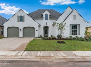 447 Stacey Ln, Bossier City, LA 71111
