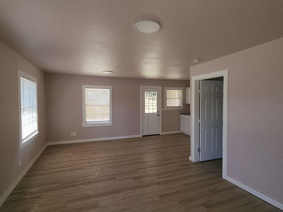 5th image of 203 S 4th St
