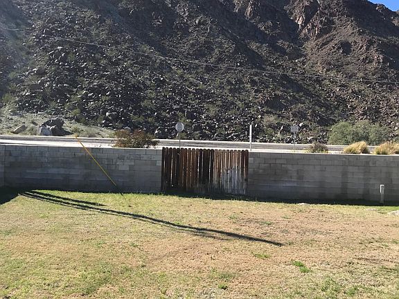 2nd image of 51865 Avenida Morales