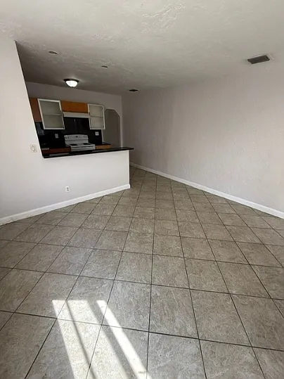 996 NW 10th St #A — Photo 13
