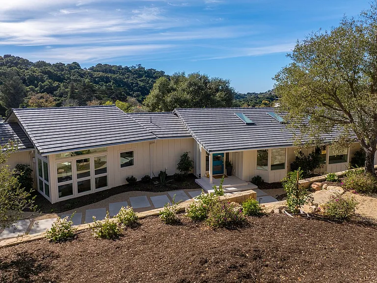 1057 Monte Dr — Photo 17