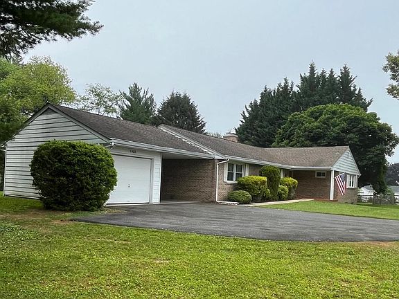 4th image of 2402 Shelburne Pl