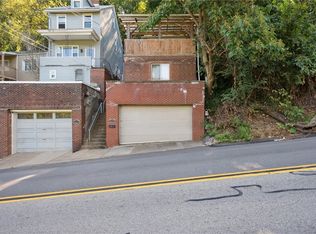 679 Greentree Rd, Pittsburgh, PA 15220