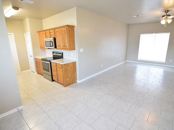 5th image of 168 Lake Forest Dr