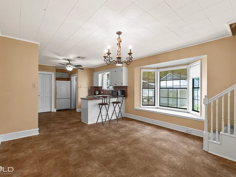 266 Carrollton Ave — Photo 25