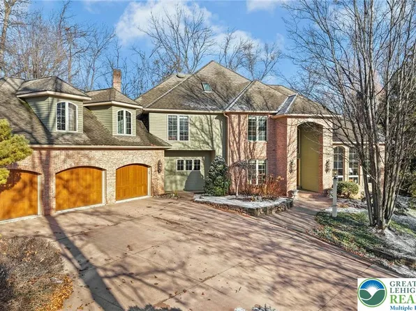 845 Mallard Dr, Whitehall, PA 18052