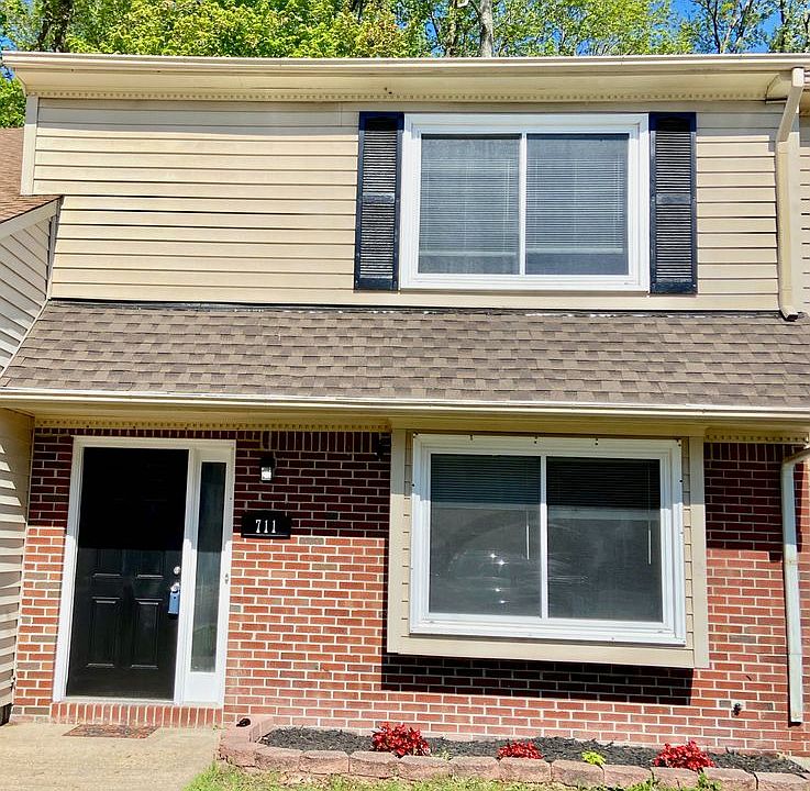 1st image of 711 Goose Creek Ct