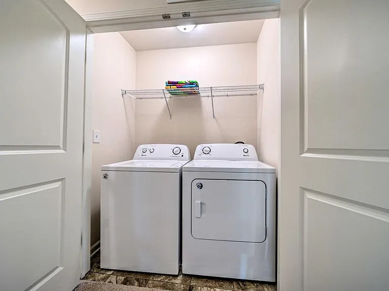 703 Elton Ave #1 — Photo 22