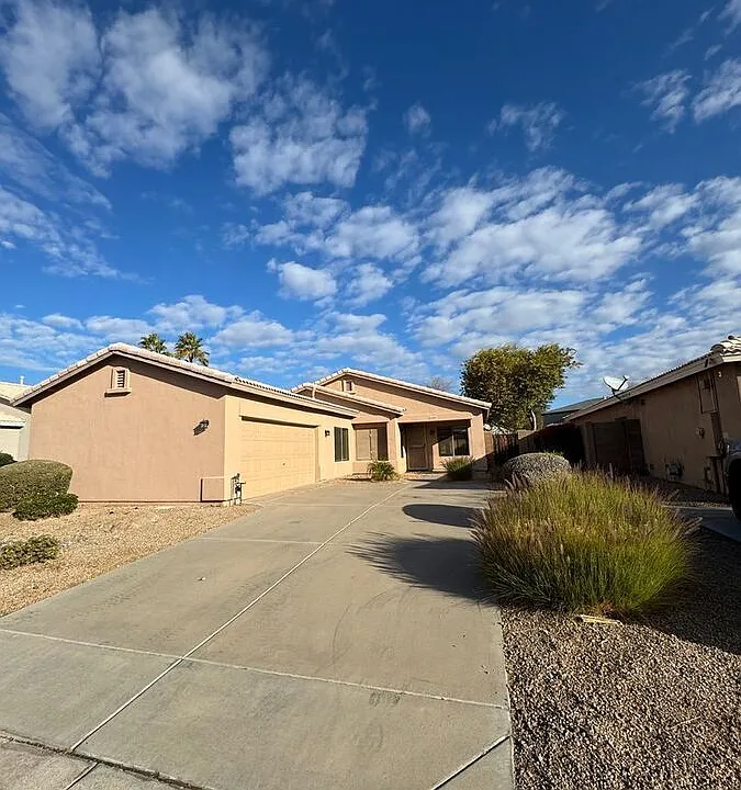 9450 W Quail Ave