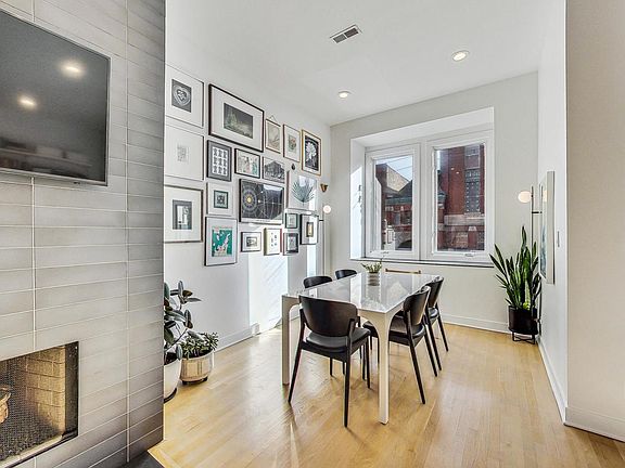 4th image of 2214 W North Ave Unit 202