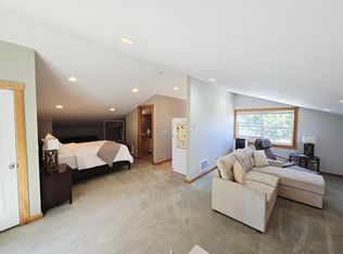 1836 Rebecca Ave, Hood River, OR 97031