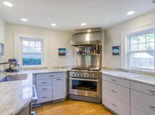 142 Colonial Ave, Waltham, MA 02453