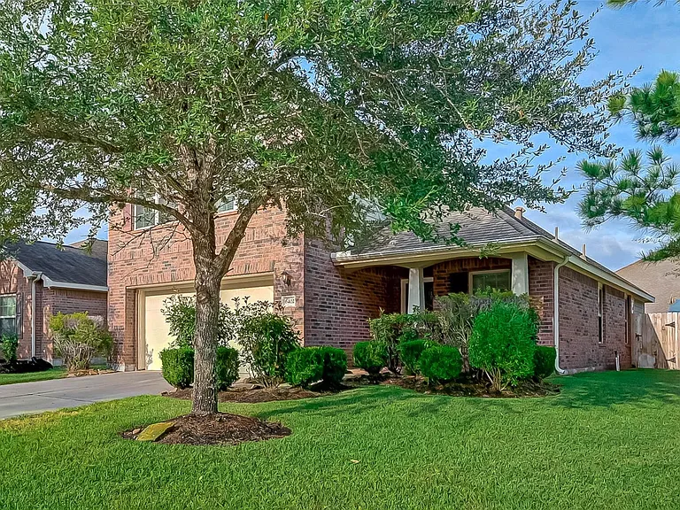 6402 Black Bamboo Ln — Photo 2