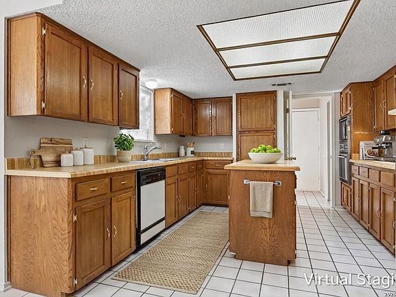 4th image of 4963 TIMBER TRACE ST